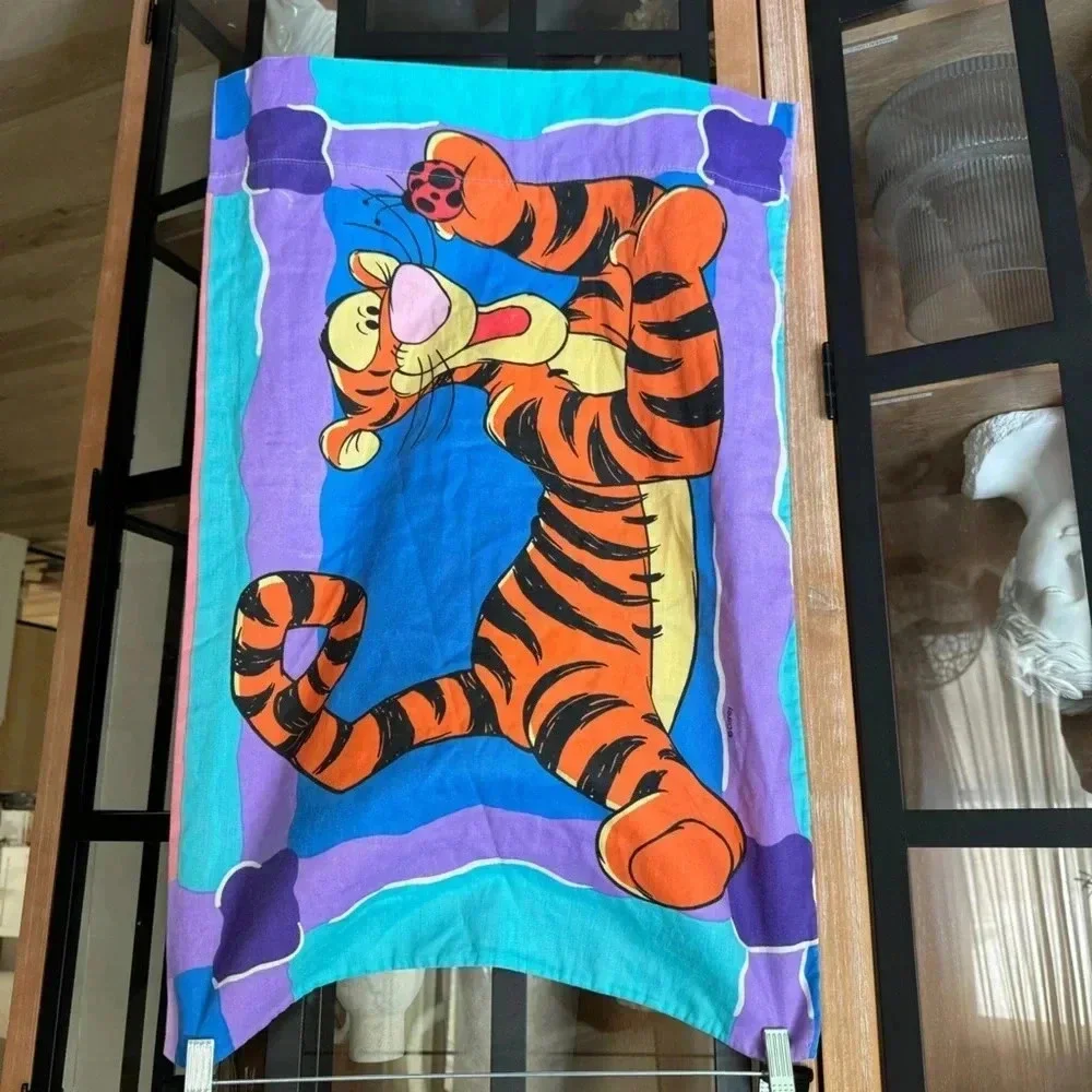 Vintage Winnie The Pooh Tigger Pillowcase disney 1990s sham standard childhood